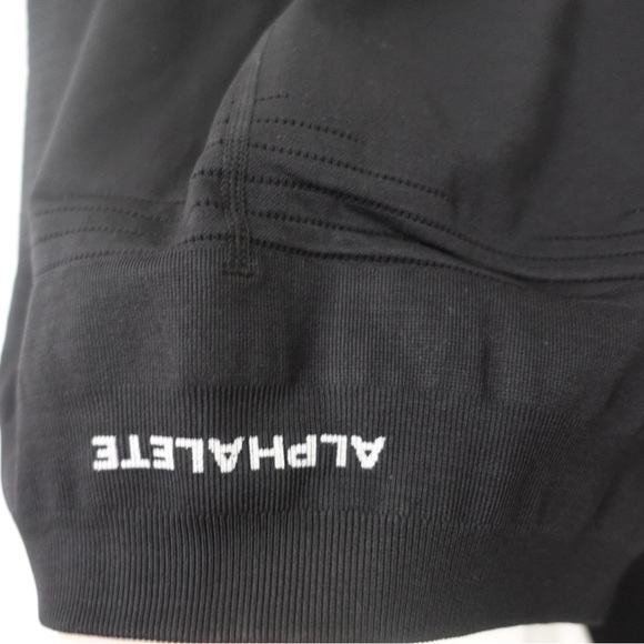 Alphalete Pants & Jumpsuits Alphalete Black Ozone Leggings Poshmark